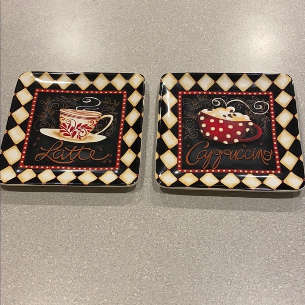 2 Decorative Kitchen Plates